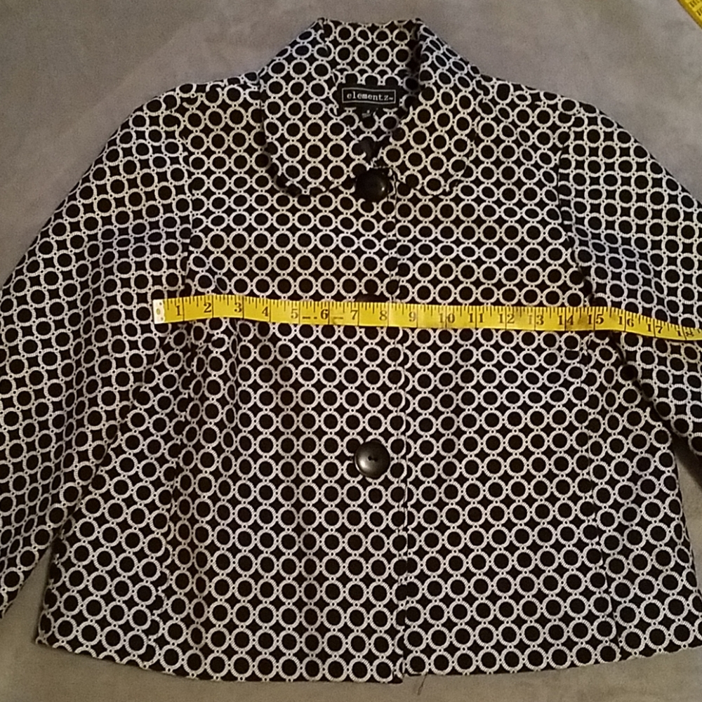 Cropped Jacket - Picture 4 of 7